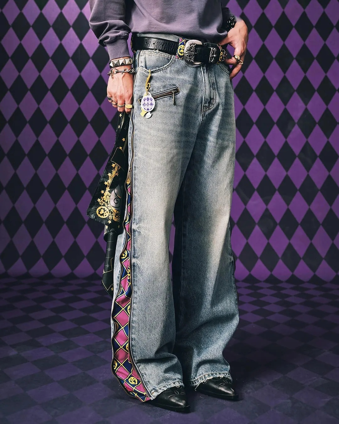 JoJo Anime Zip Off Panel Jeans - đánh giá và giá Jeans